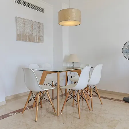 Apartman Penthouse Luny *